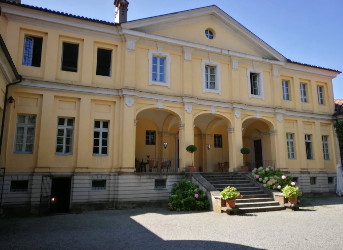 Castello di San Sebastiano Po - Location, Italy